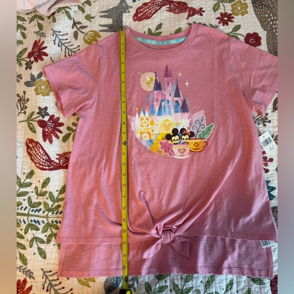 New Disney’s shirt. Multi colored, size XL (14)
Designed by Joey Chou - Picture 5 of 8